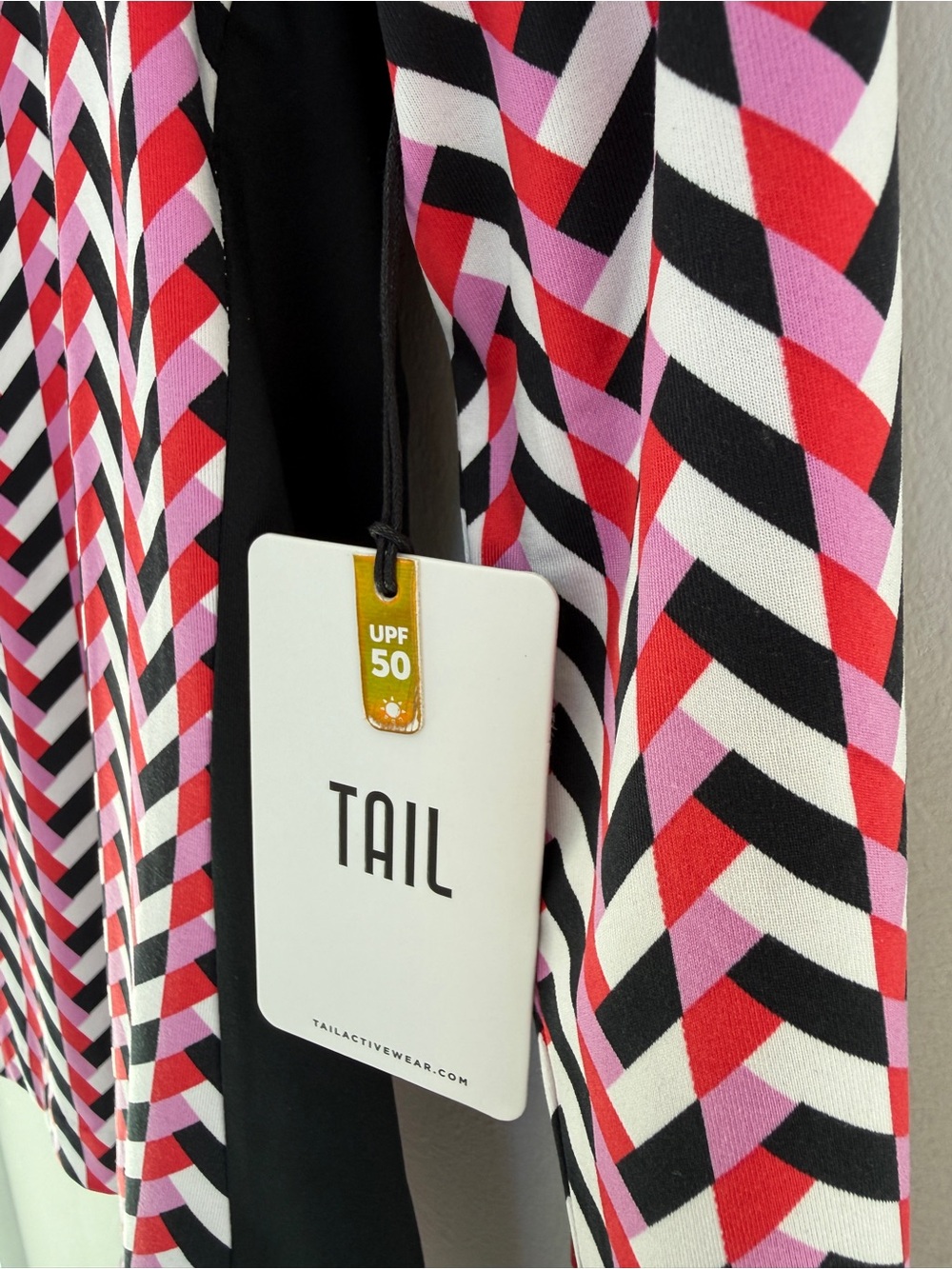 NWT TAIL Geometric Pink Black White 1/4 Zip-Front Golf Top SPF 50 - Picture 4 of 7
